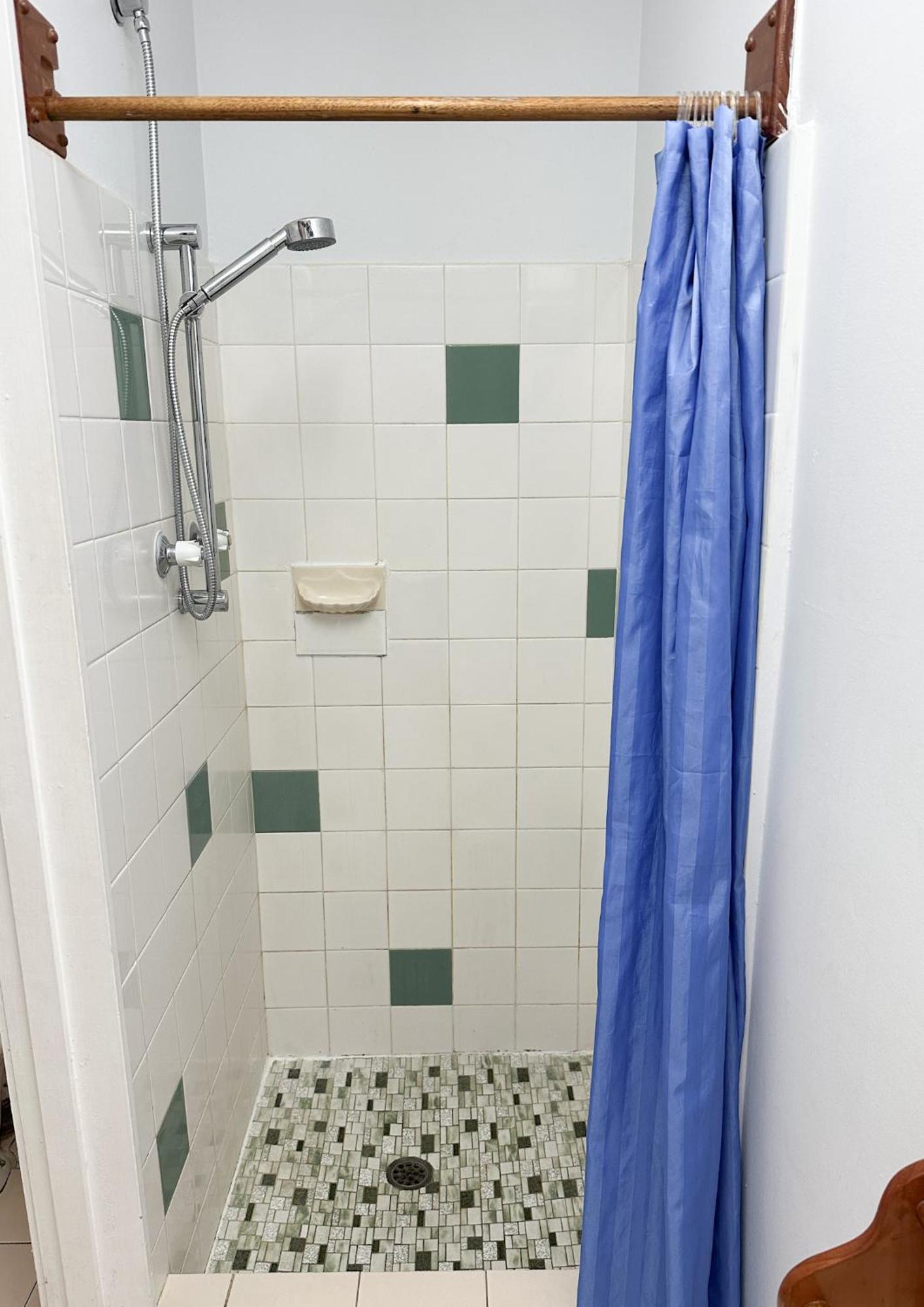 Ocean View Motel Боуэн Экстерьер фото
