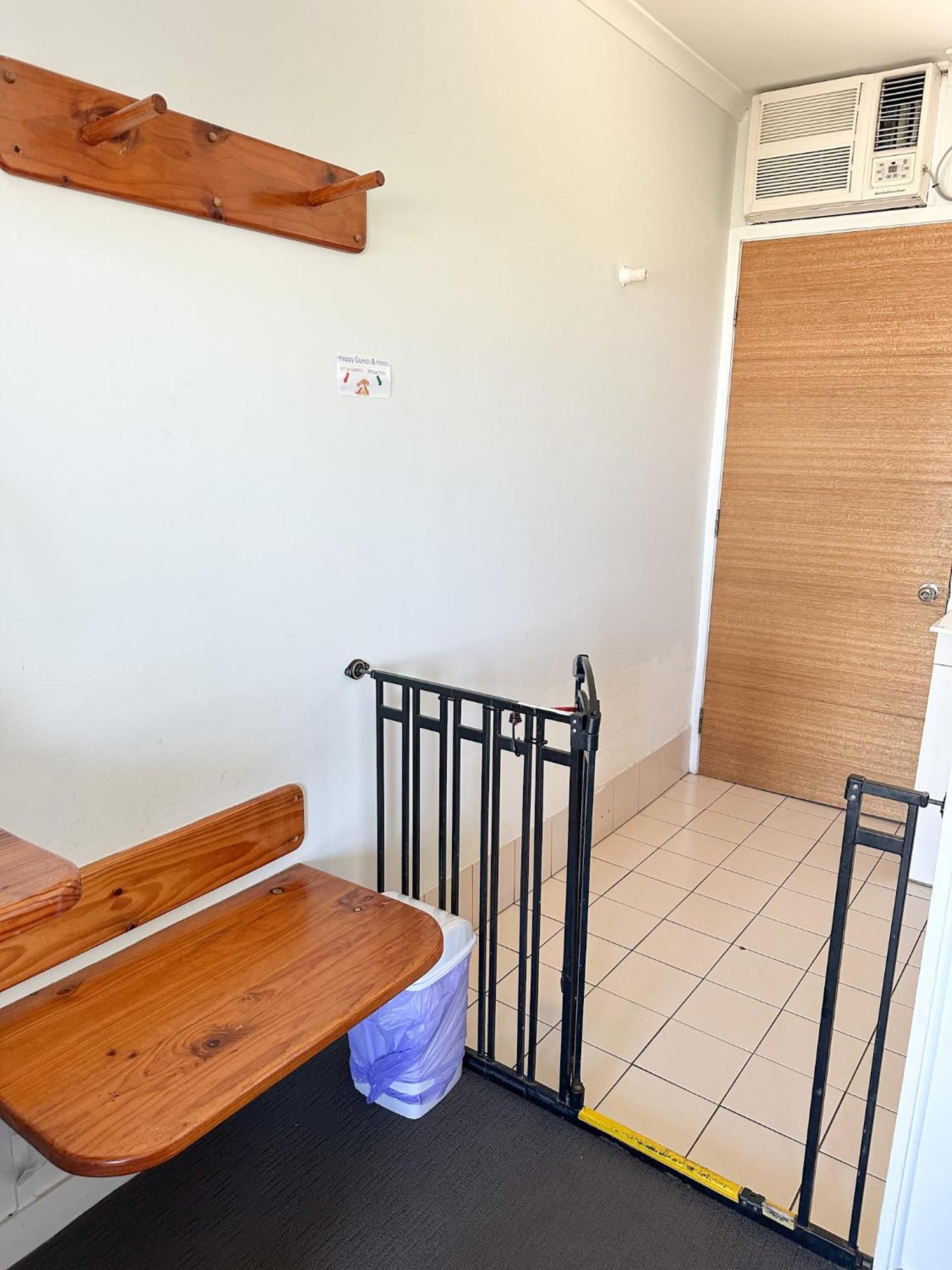 Ocean View Motel Боуэн Экстерьер фото