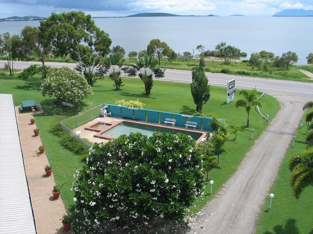 Ocean View Motel Боуэн Экстерьер фото